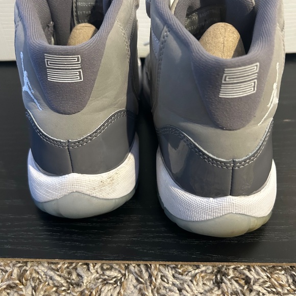 Jordan 11 Retro Cool Grey - Picture 3 of 7